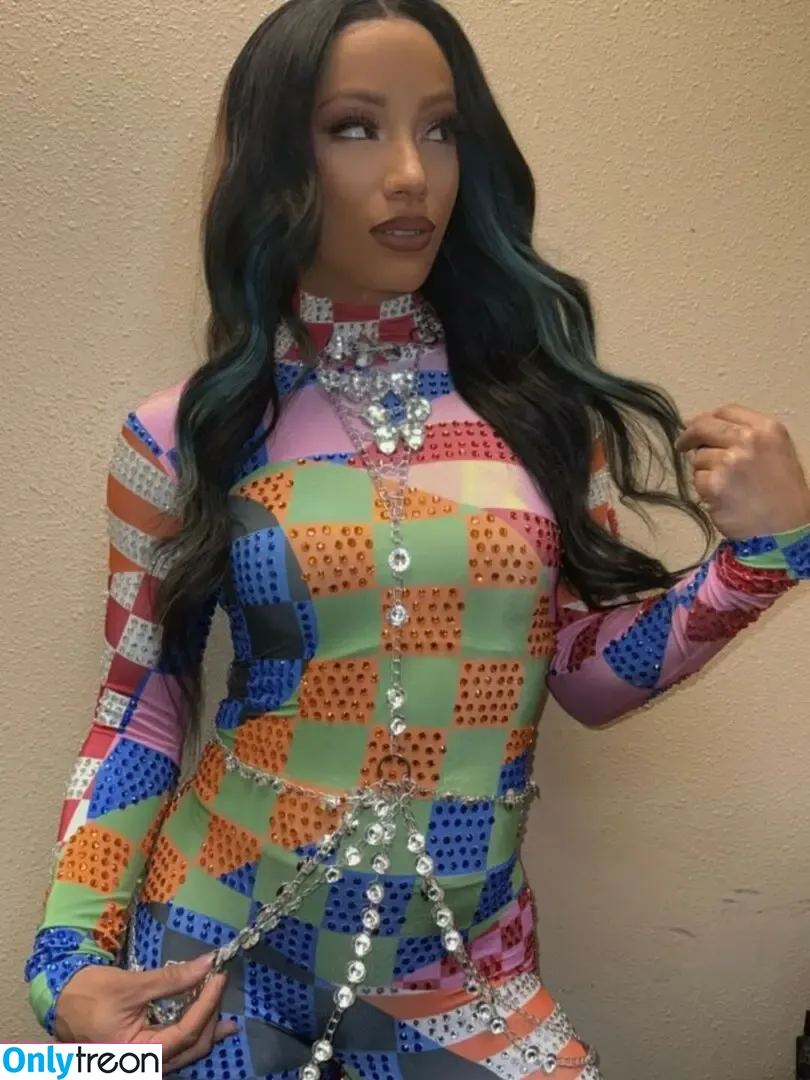 Sasha Banks nude photo #1701 (sashabankswwe / soxysasha)