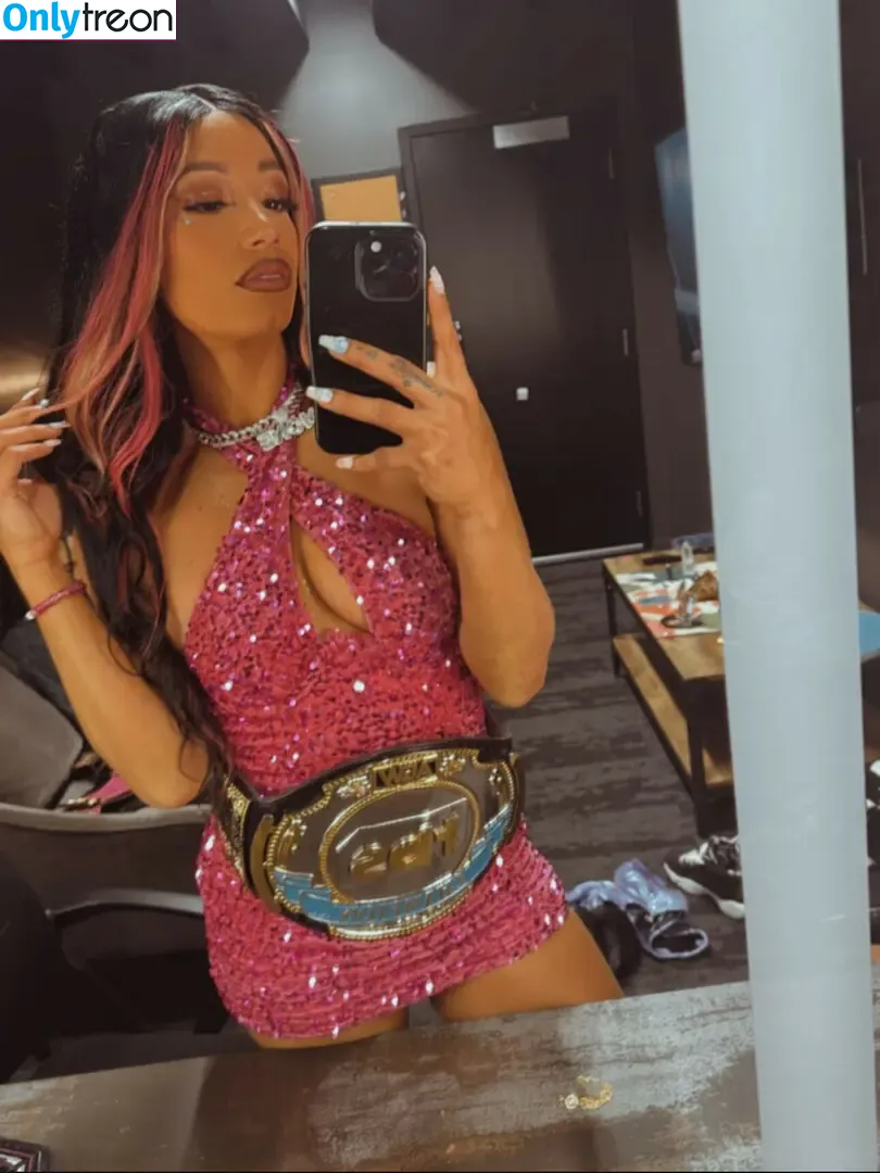 Sasha Banks nude photo #1728 (sashabankswwe / soxysasha)