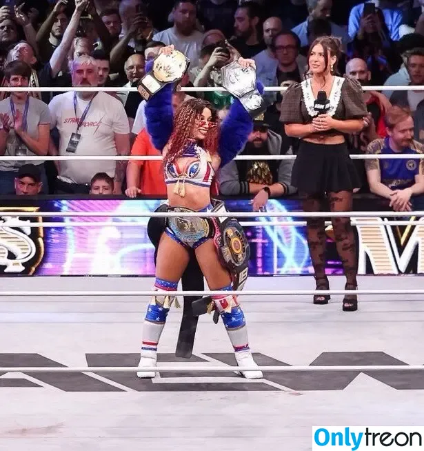 Sasha Banks nude photo #1953 (sashabankswwe / soxysasha)
