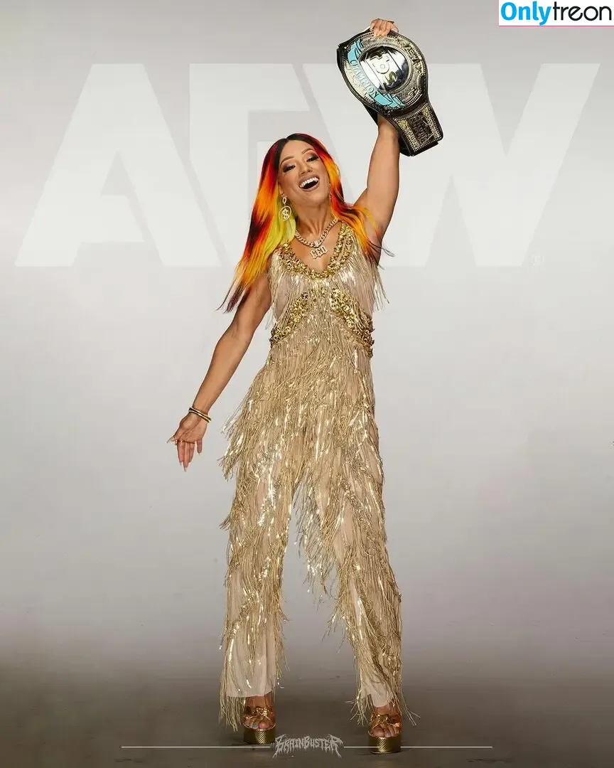 Sasha Banks nude photo #1978 (sashabankswwe / soxysasha)