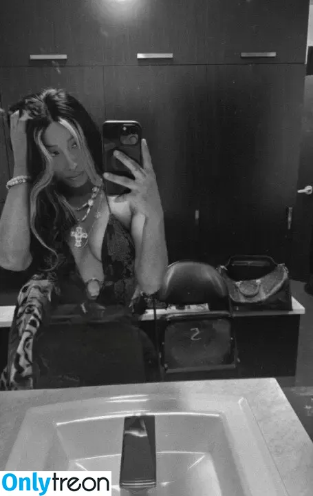 Sasha Banks nude photo #1990 (sashabankswwe / soxysasha)
