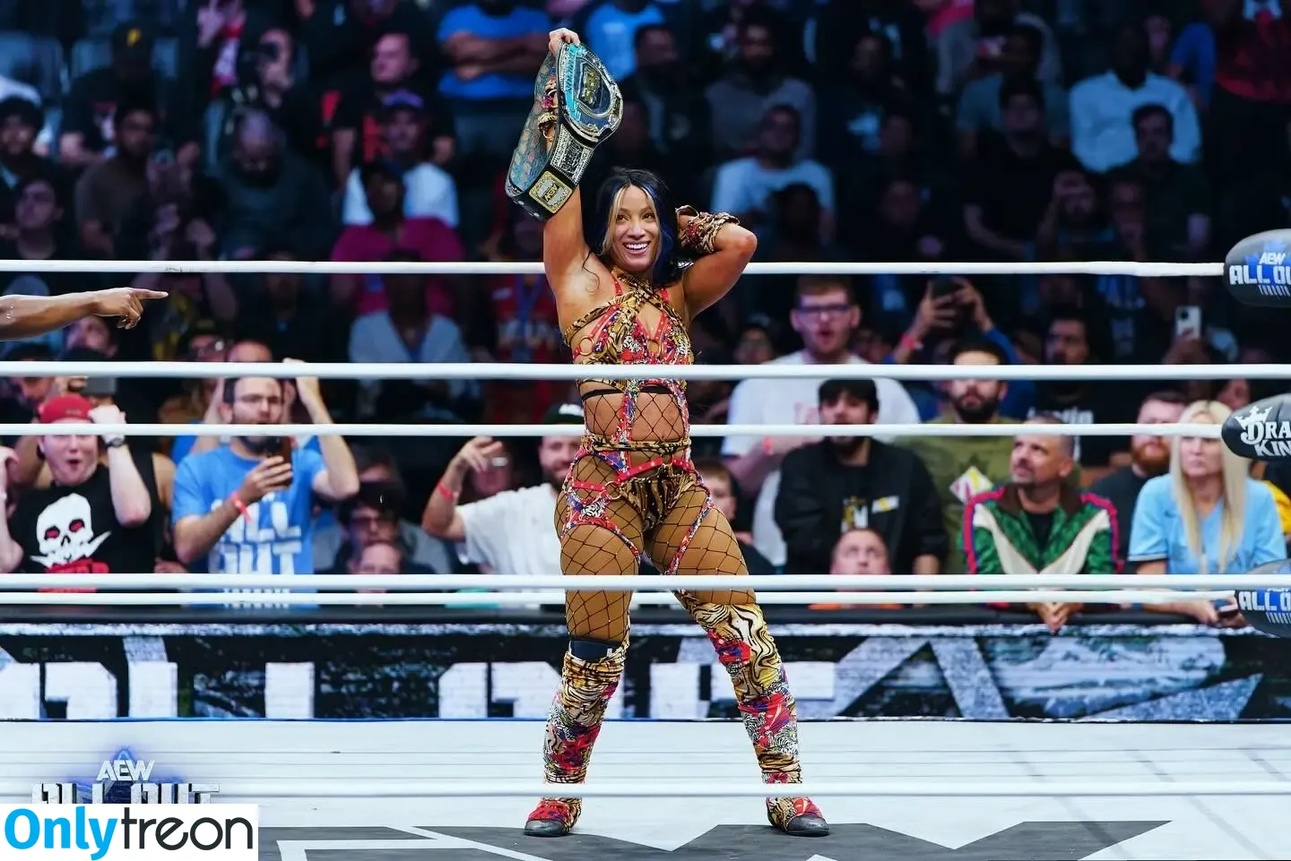 Sasha Banks nude photo #2022 (sashabankswwe / soxysasha)