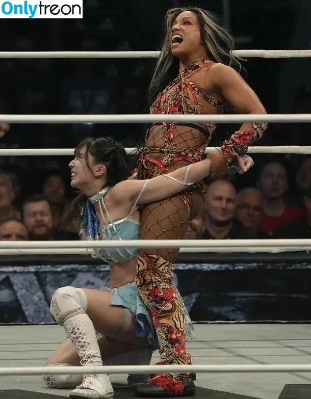 Sasha Banks голая photo #2051 (sashabankswwe / soxysasha)