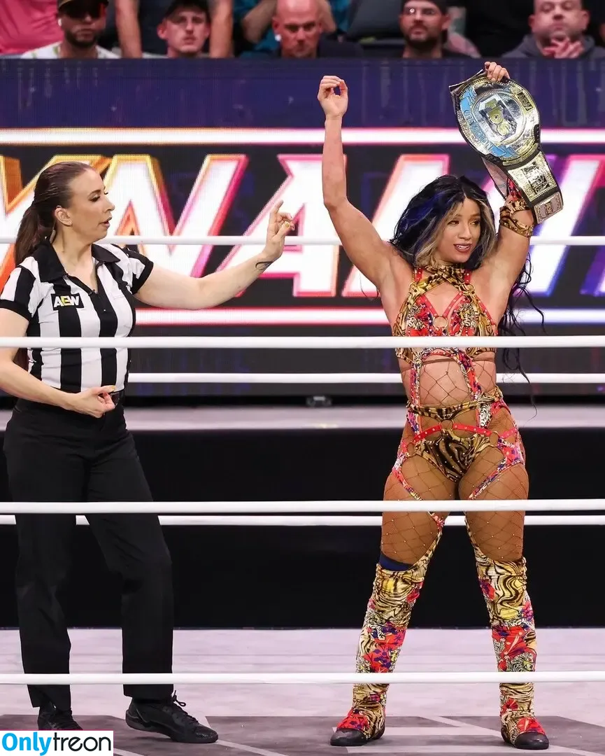 Sasha Banks nude photo #2069 (sashabankswwe / soxysasha)