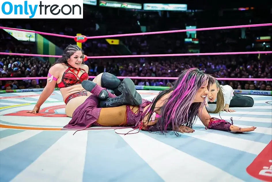 Sasha Banks голая photo #2106 (sashabankswwe / soxysasha)