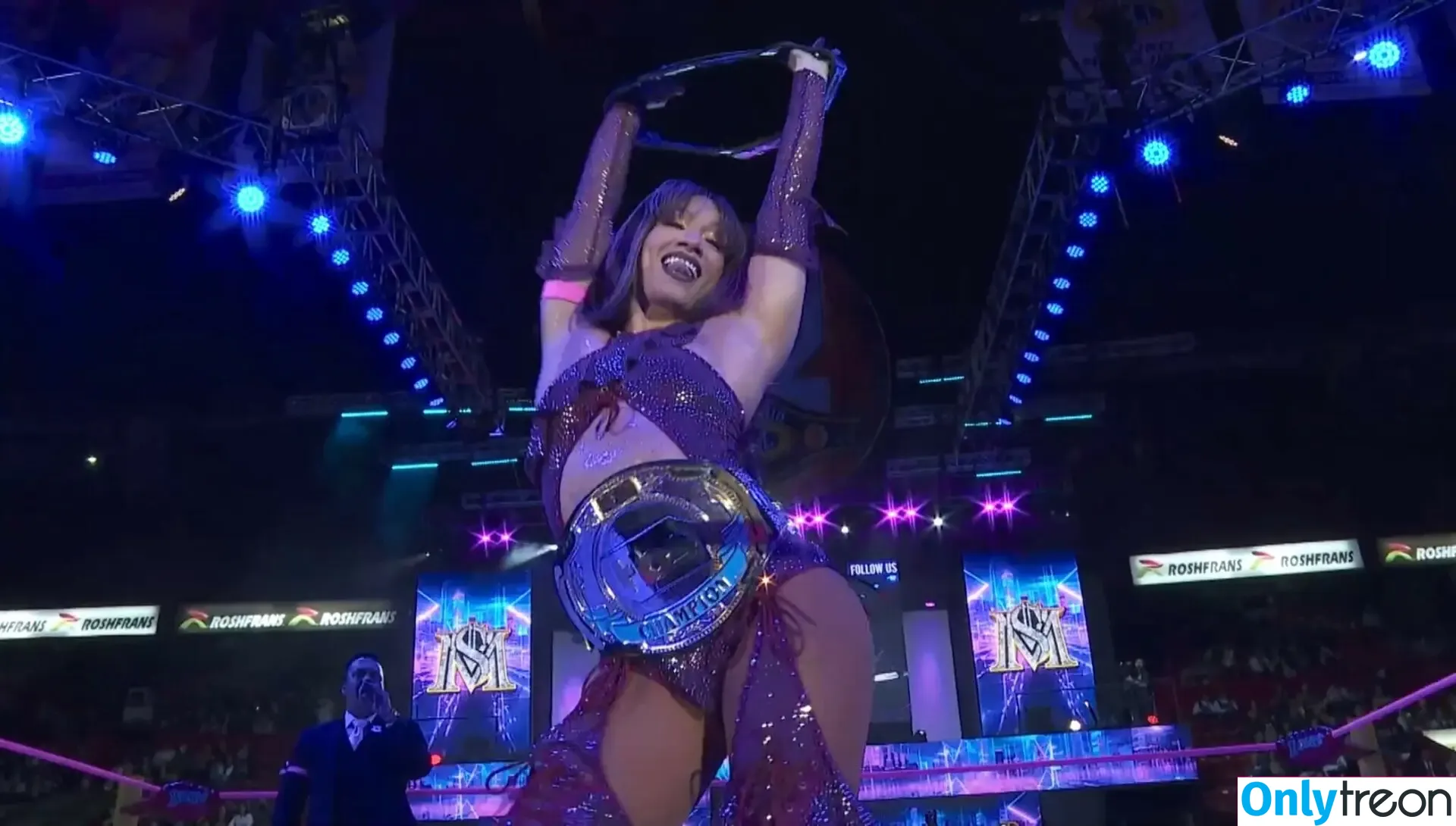 Sasha Banks голая photo #2128 (sashabankswwe / soxysasha)