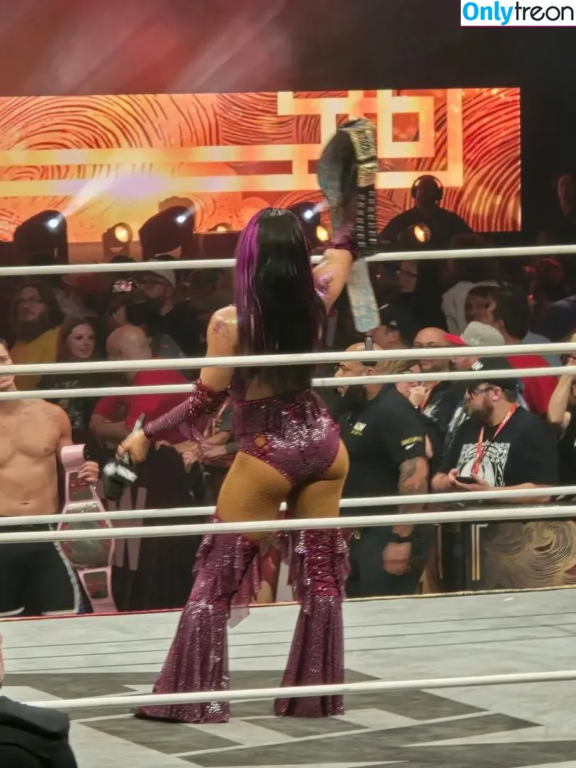 Sasha Banks голая photo #2130 (sashabankswwe / soxysasha)