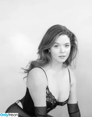 Sasha Pieterse / sashapieterse фото голая #0217