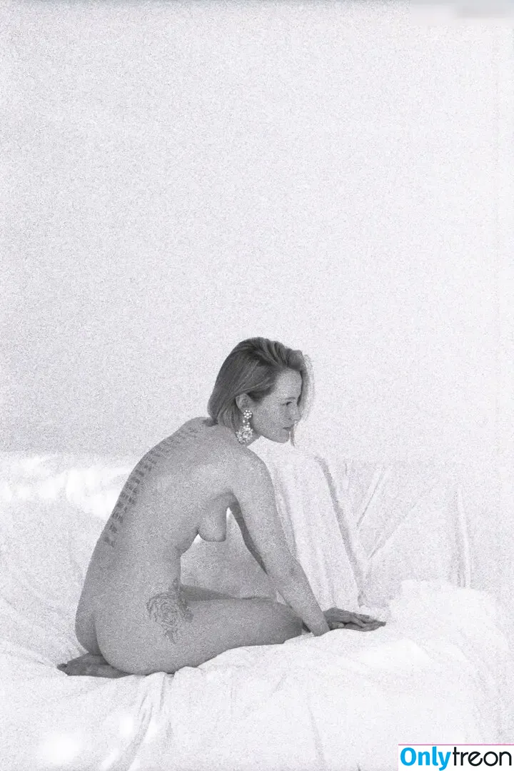 Sasha Samsonova nude photo #0015 (sashasamsonova)