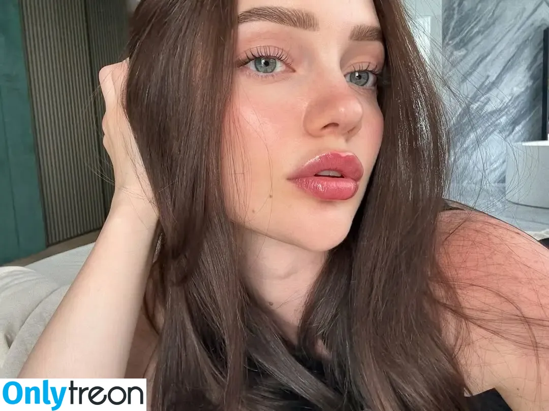 Sasherraa nude photo #0110 (Sasherraa)