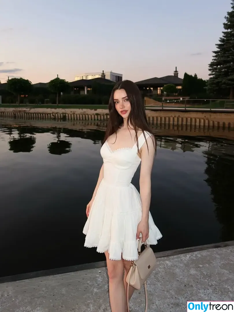 Sasherraa nude photo #0111 (Sasherraa)
