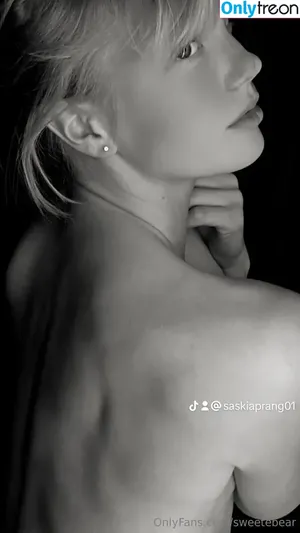 Saskia Tatjana Prang / mrs_black_cbr nude photo #0078