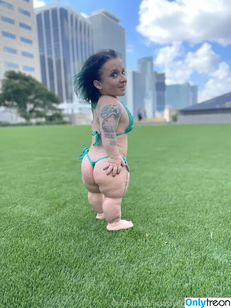 sasseecasseefreepage nude photo #0002 (sasseecassee89)