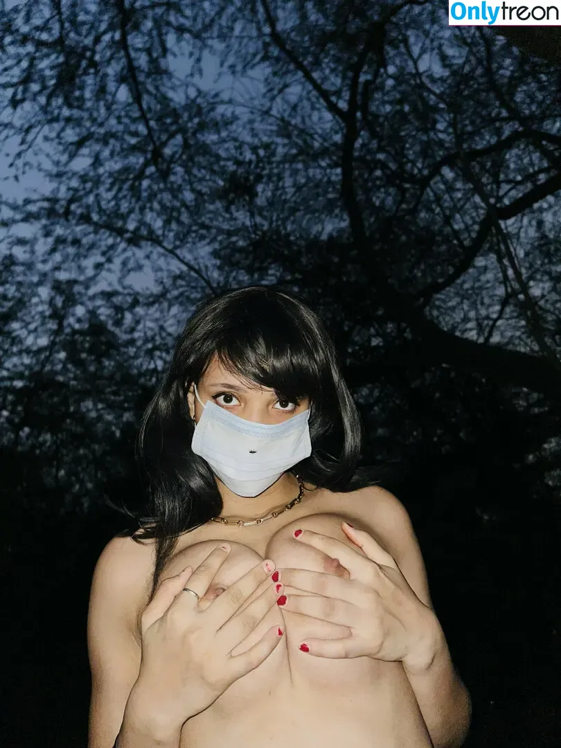 Sassy Siya nude photo #0004 (letterstomybf / sassysiya_seduction)