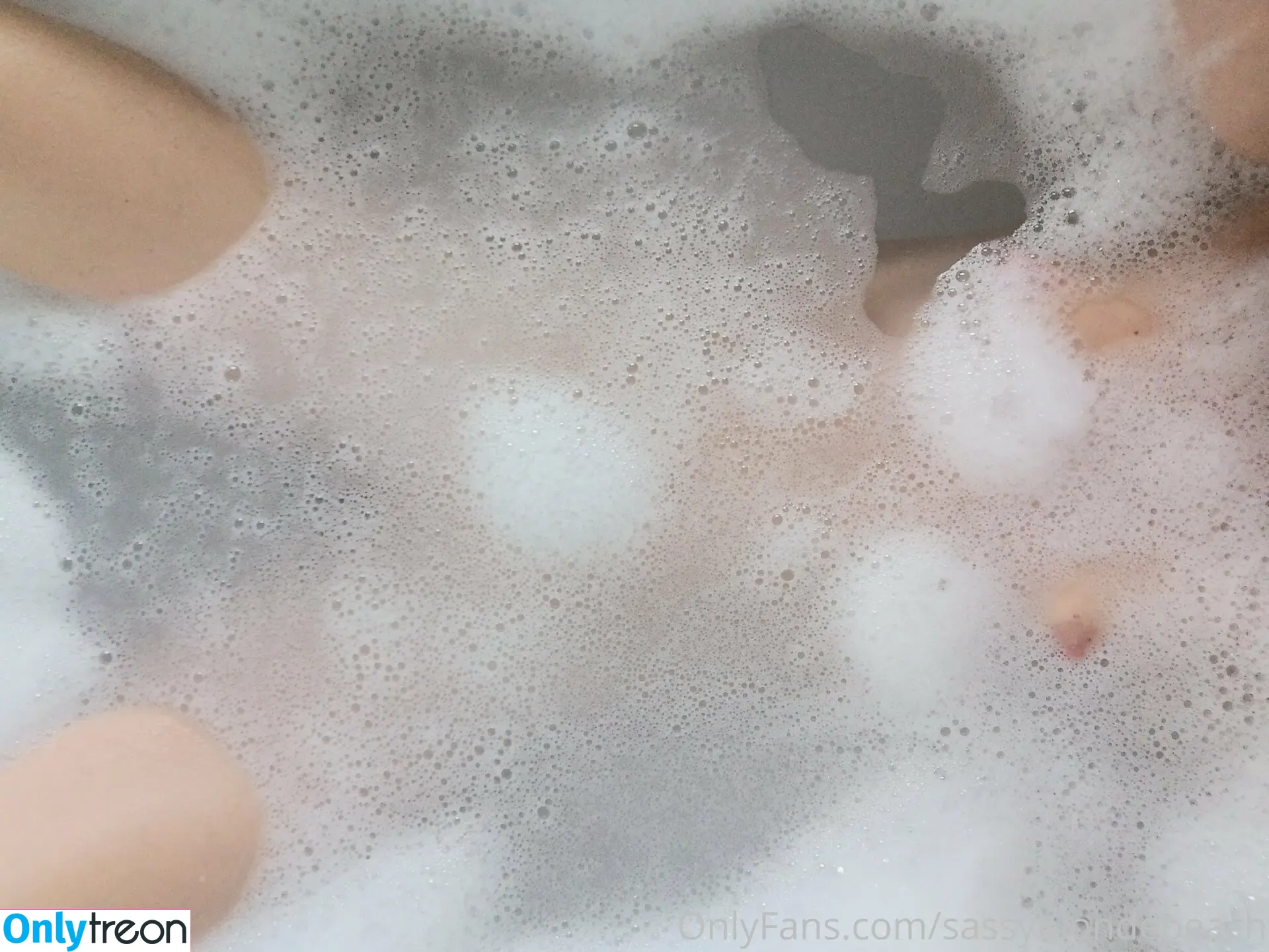 sassyblondepeach голая photo #0023 (sassyblondepeach)