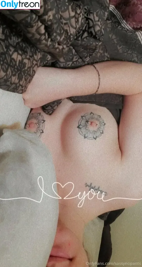 sassynopants nude photo #0039 (sassynopantscreations)