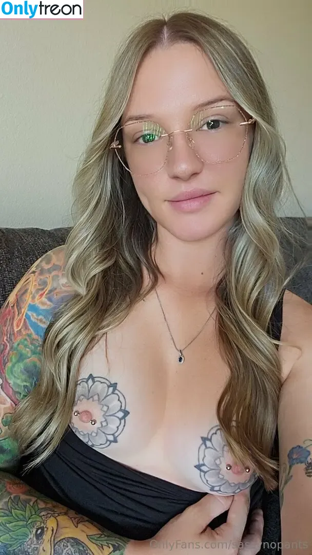 sassynopants nude photo #0046 (sassynopantscreations)