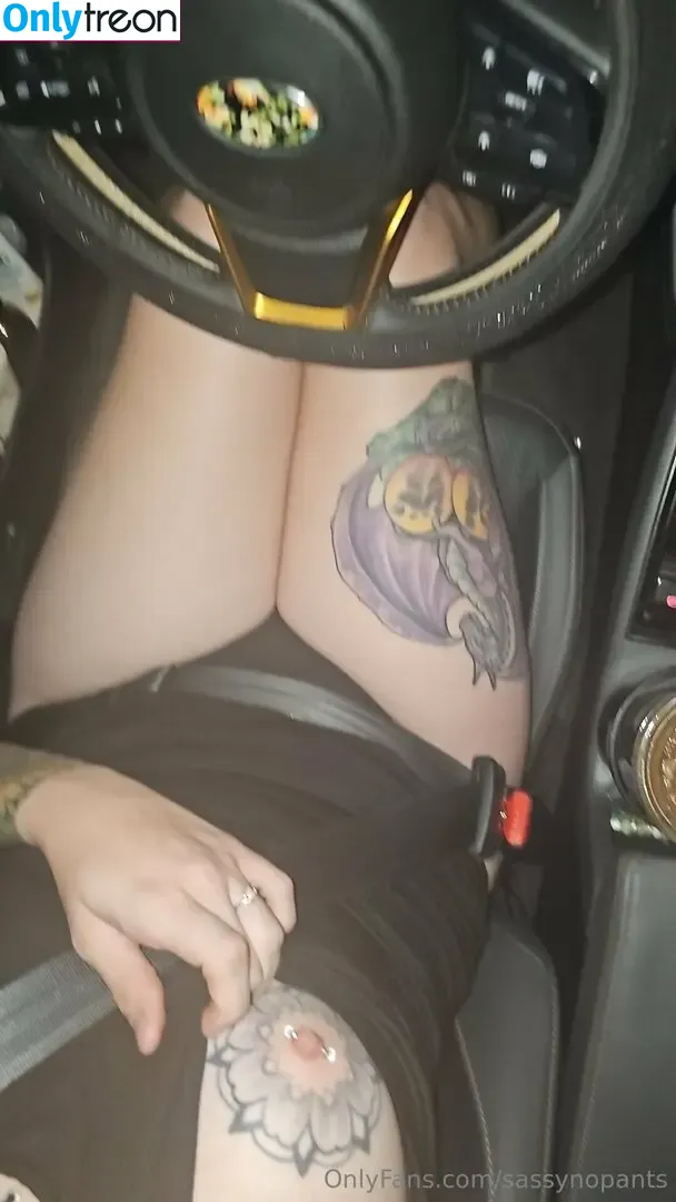 sassynopants nude photo #0060 (sassynopantscreations)