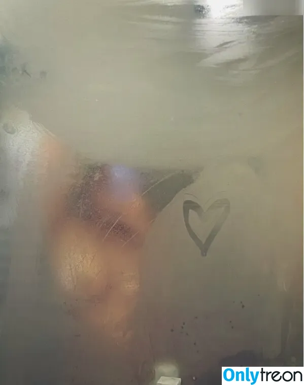 Sassysai nude photo #0086 (romi_twitch)