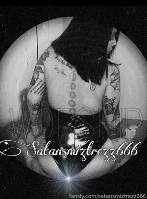 satansmiztrezz666 / satans_whore666 фото голая #0435