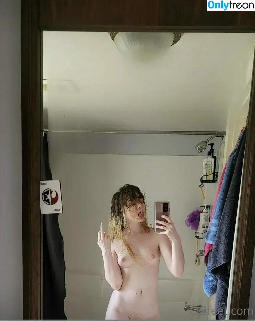 Sativa Skies nude photo #0117 (Ogfeet / ogfeet2 / sativaskies)