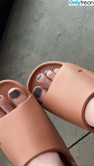 sativaskies / ogfeet2 фото голая #0126