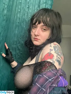Saturnmarz / bigtiddygothbae фото голая #0008