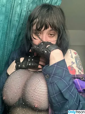 Saturnmarz / bigtiddygothbae фото голая #0046