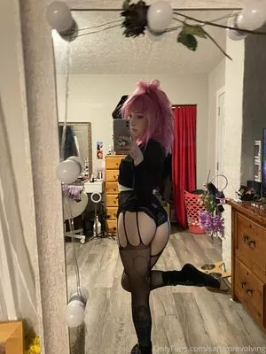 Saturnrevolving / pugluvr98 / sydney ok (vine / sydneythememe фото голая #0065