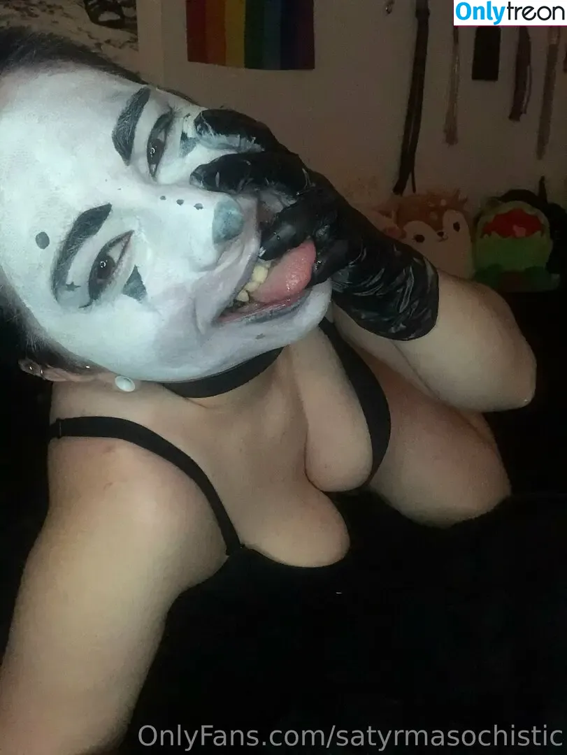satyrmasochistic nude photo #0050 (satyrmasochistic)