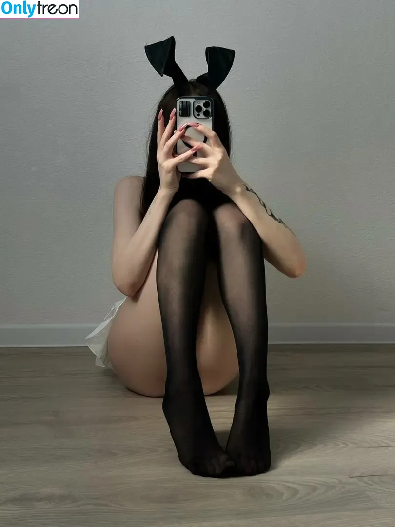 saucensta голая photo #0519 (saucensta)