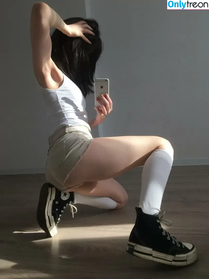 saucensta nude photo #0603 (saucensta)