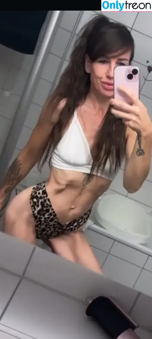 Savagebabebeccs nude photo #0237 (beccspage_)