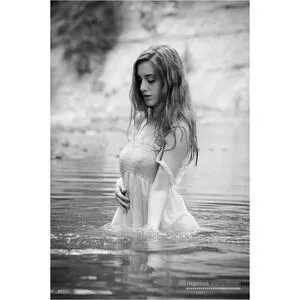 savingmyinsanity / lonelydrunkandbeautiful фото голая #0006