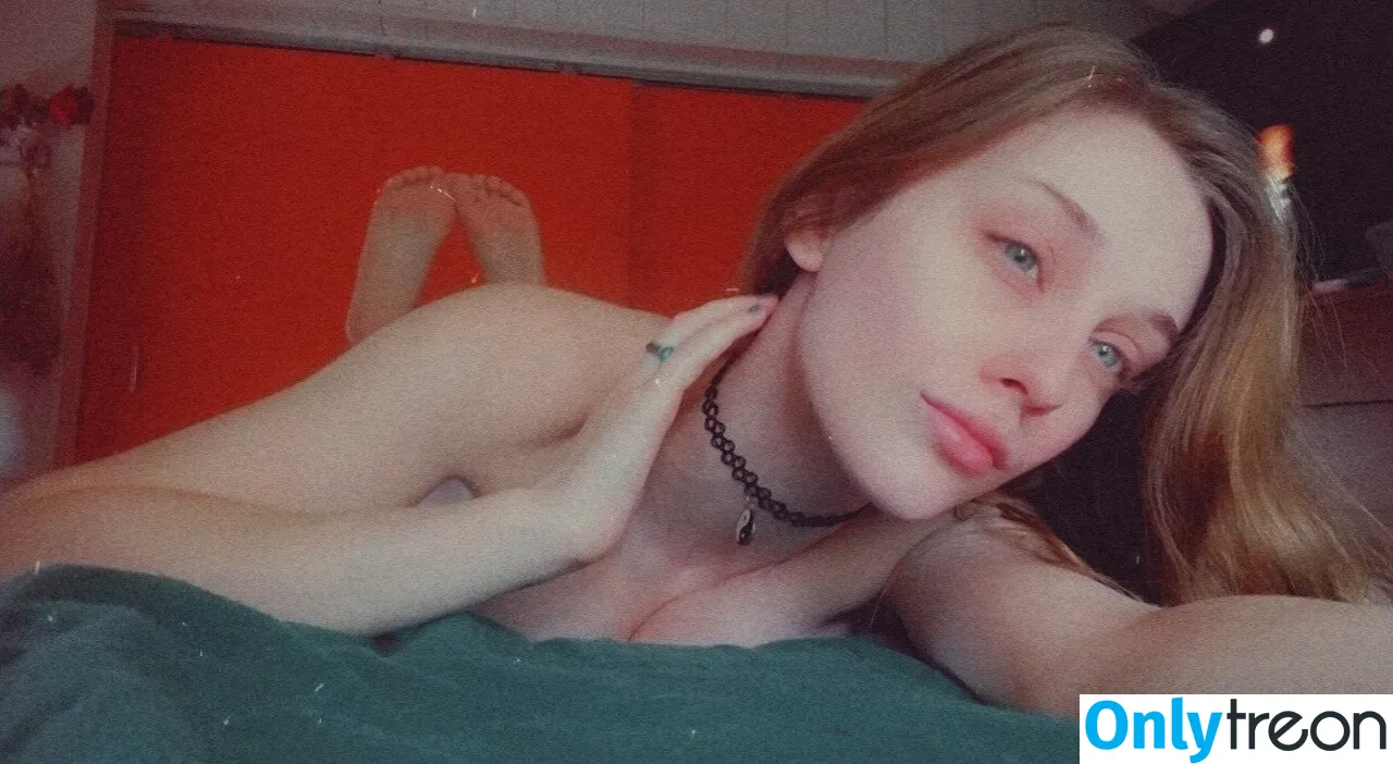 savingmyinsanity голая photo #0030 (lonelydrunkandbeautiful)