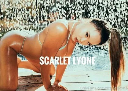 scarletlyone / scarletcentrefold nude photo #0088