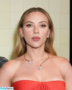 Scarlett Johansson / scarlettjohanson / scarlettjohanssonworld nude photo #3357