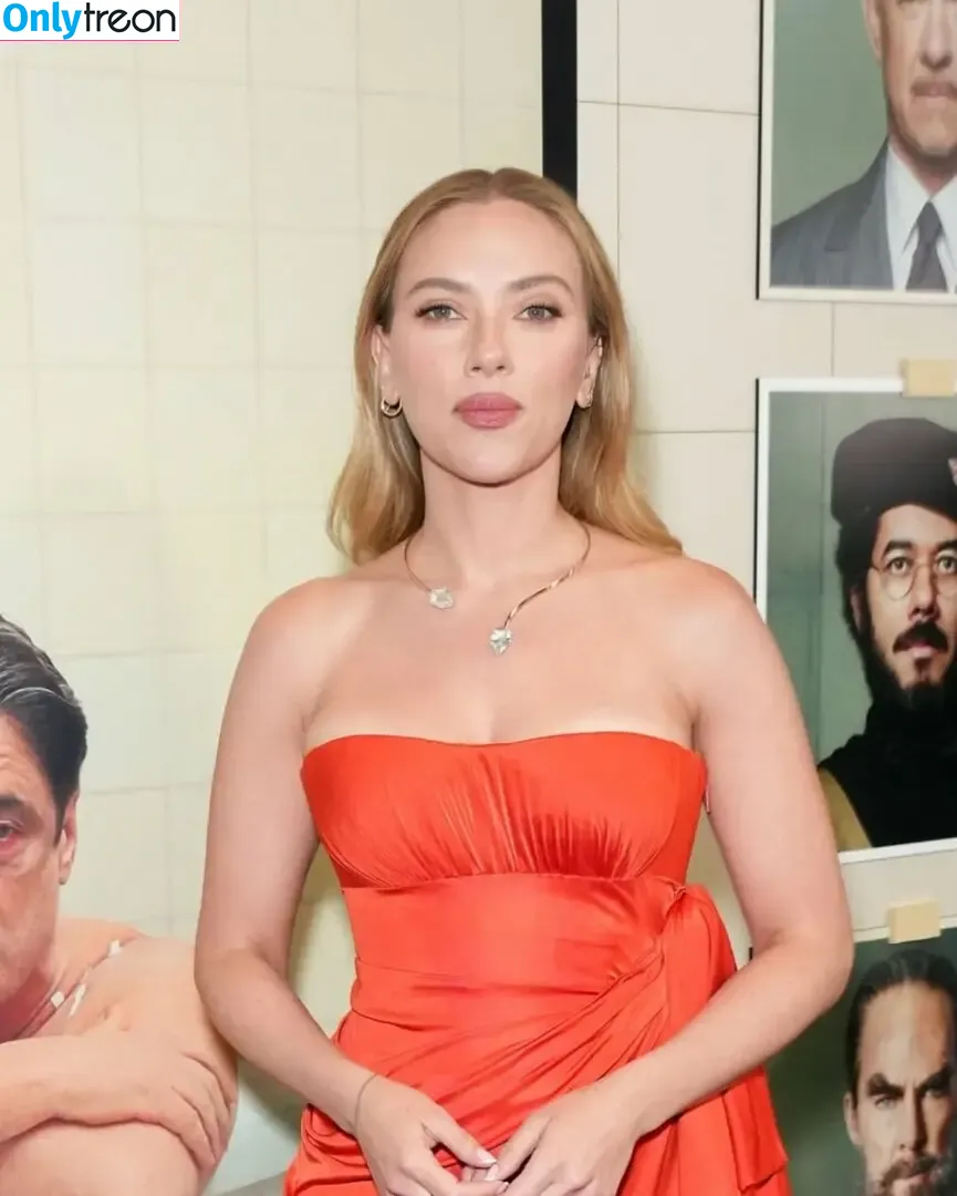Scarlett Johansson nude photo #3354 (scarlettjohanson / scarlettjohanssonworld)