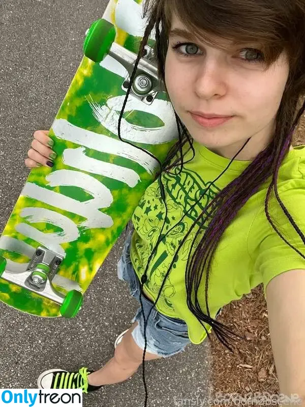 scenegirlaya nude photo #0018 (born2bscene)