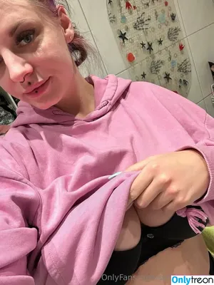 Schaennie_95 / schaennie_ nude photo #0104
