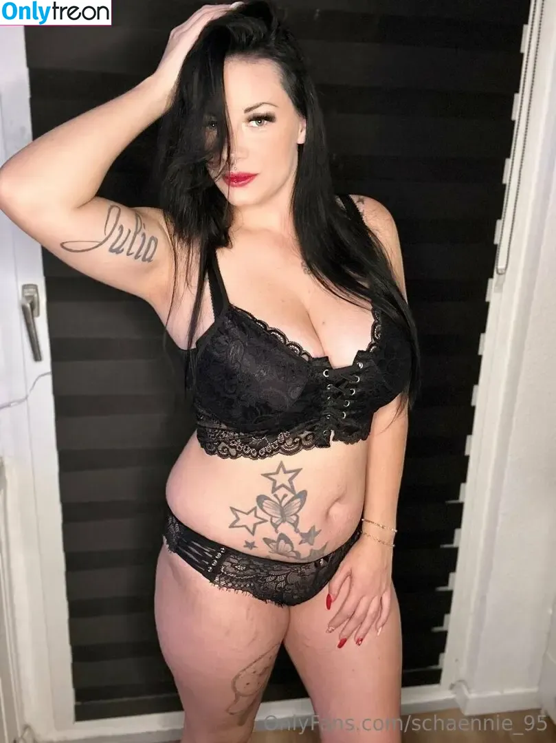 Schaennie_95 nude photo #0065 (schaennie_)