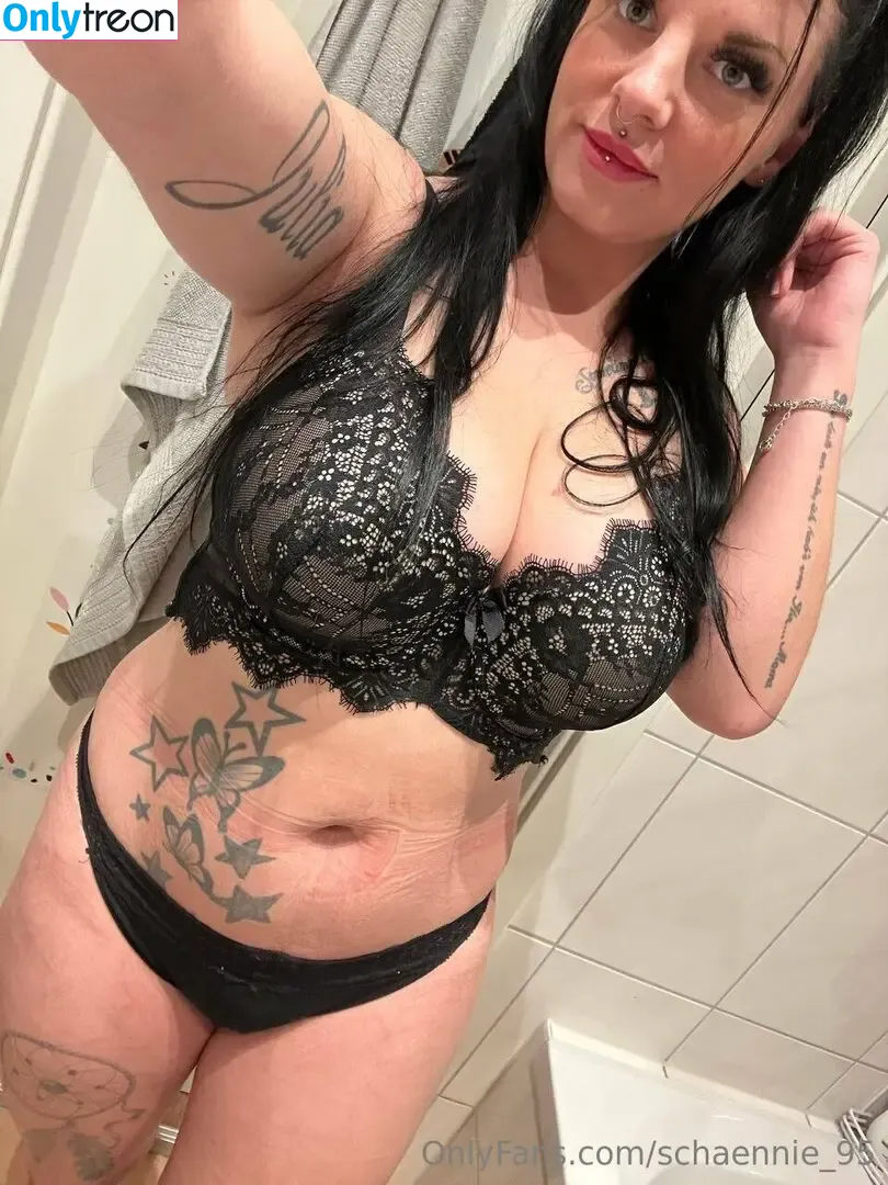 Schaennie_95 nude photo #0076 (schaennie_)