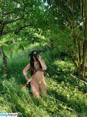  nude photo #0010