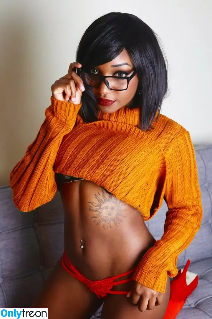 Scooby Doo голая photo #0165 (Daphne / Velma / scoobydoo)