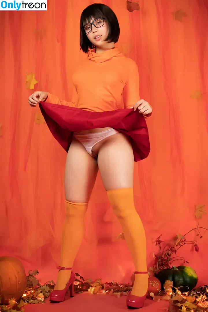 Scooby Doo nude photo #0224 (Daphne / Velma / scoobydoo)