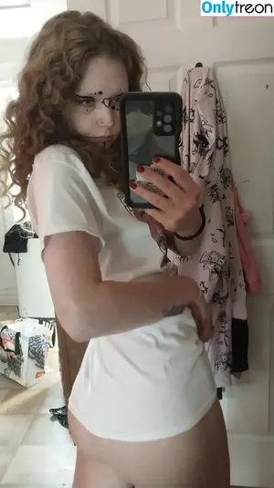 nude photo #0001