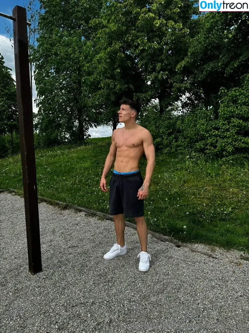 sean4mendes nude photo #0021 (sean4mendes)