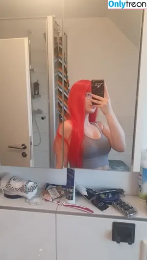  nude photo #0002