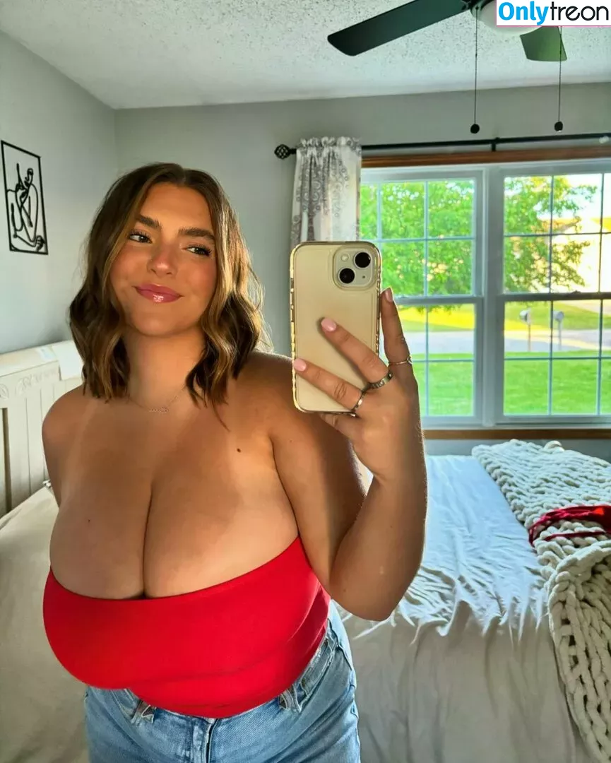 seerahb2 nude photo #0167 (sheygabriella / sierra_bellingar / sierralorae)