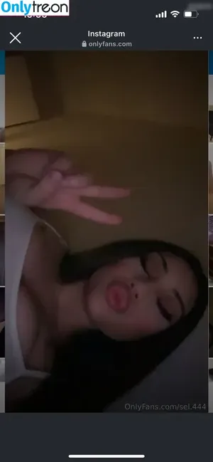 nude photo #0002